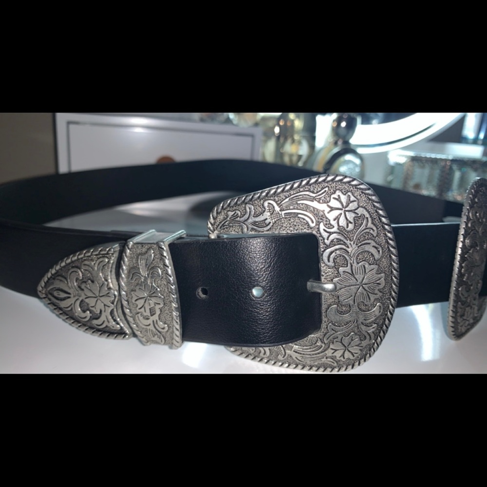 F21 Western Belt